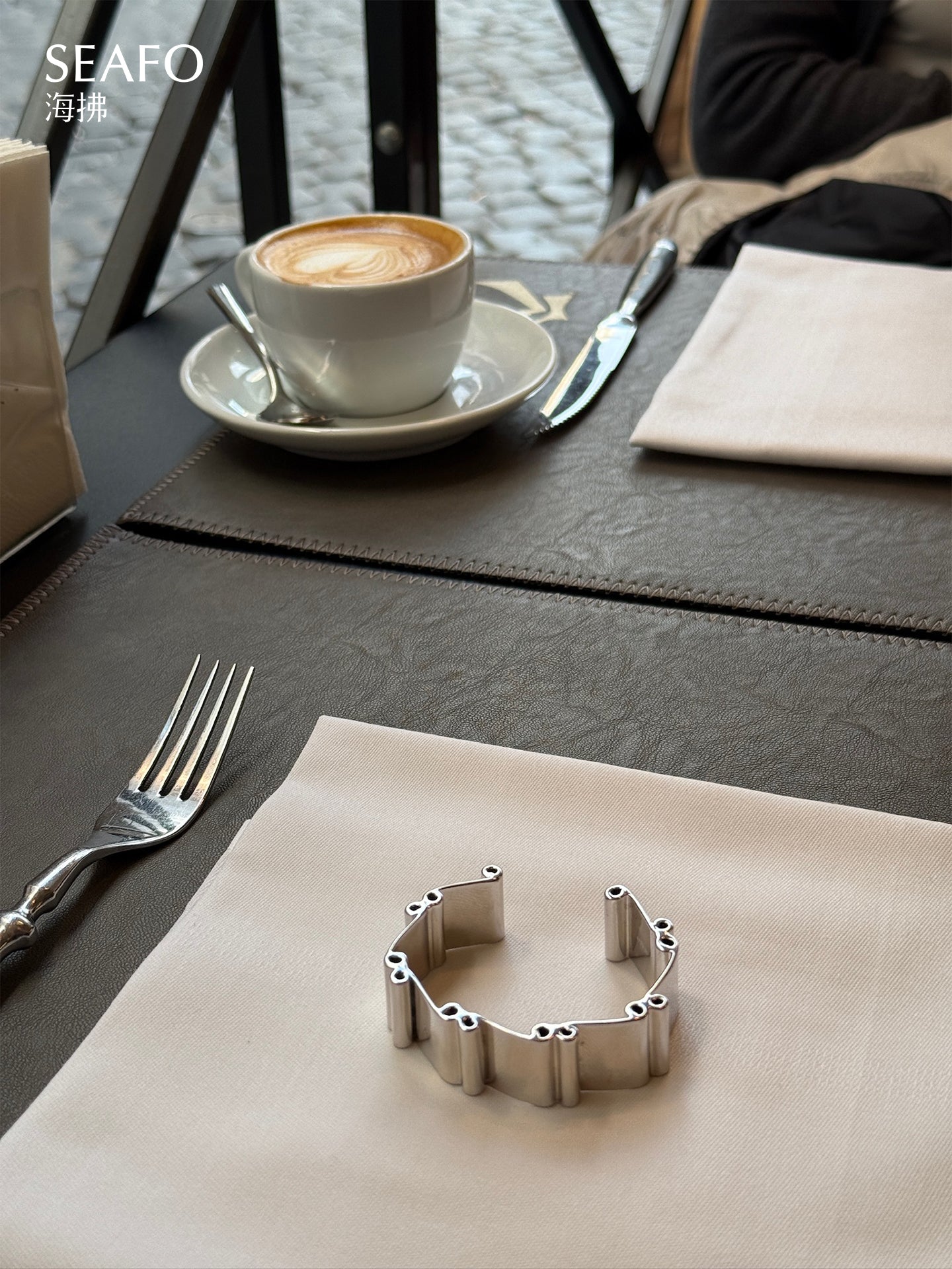 ‘Ware’ Loops Bracelet