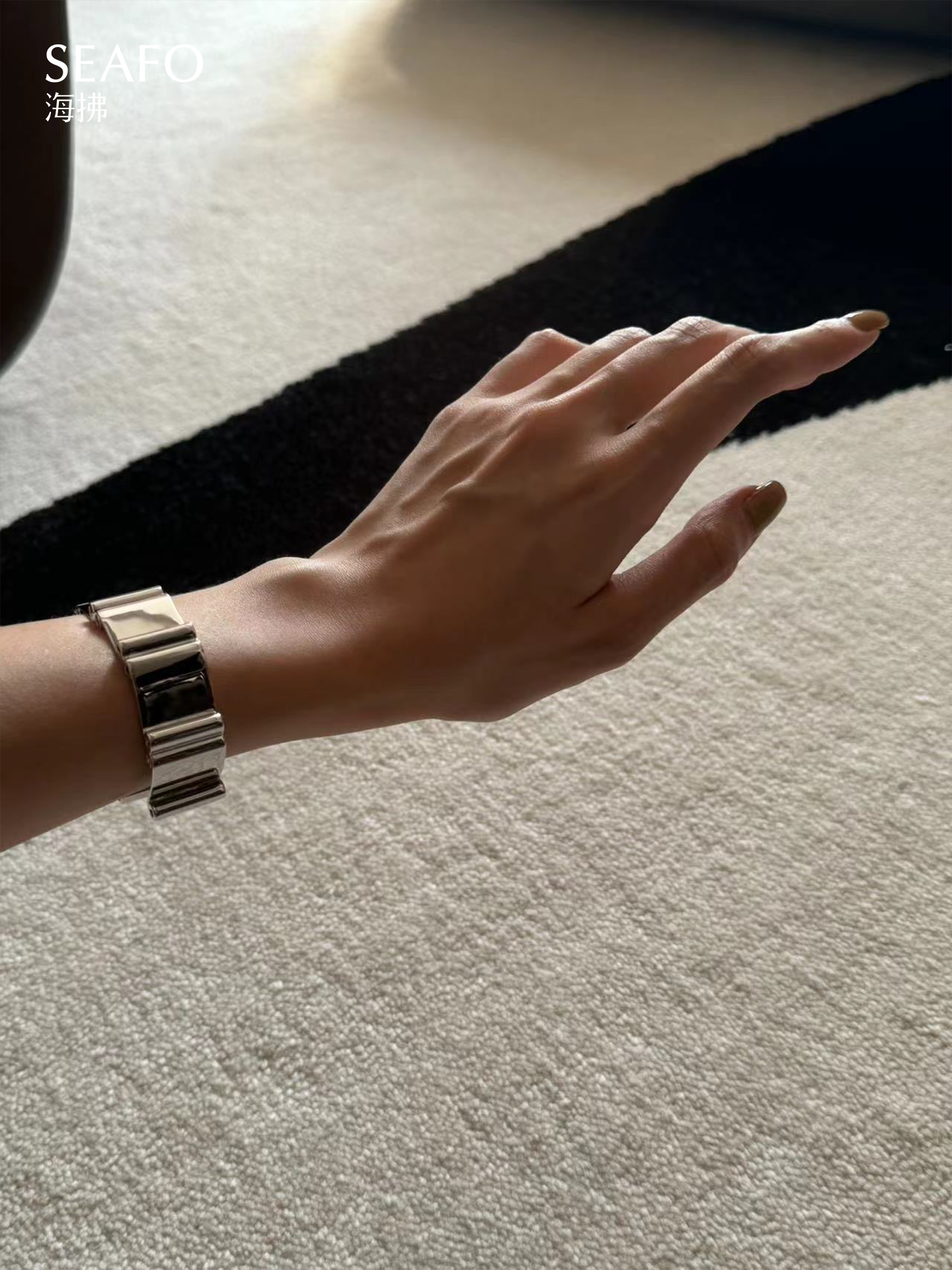 ‘Ware’ Loops Bracelet