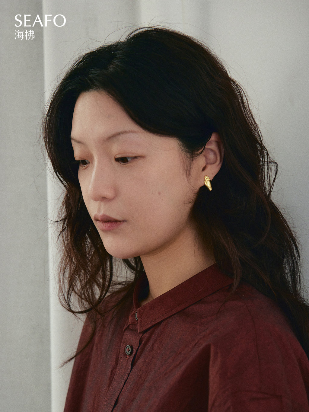 SEAFO Tiny Hand Stud Earrings (Sliver)