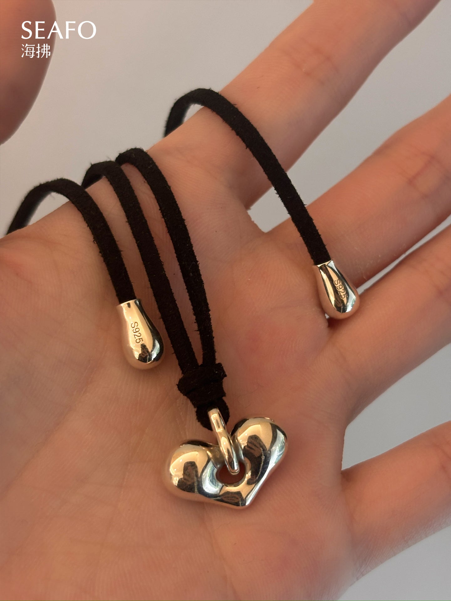 'Classic' Love Necklace