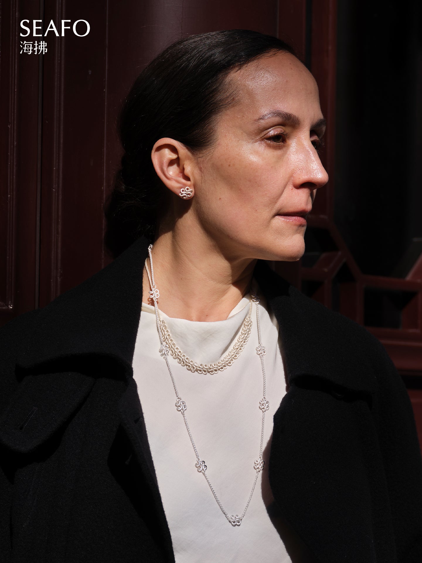 'Knotless' Short Necklace