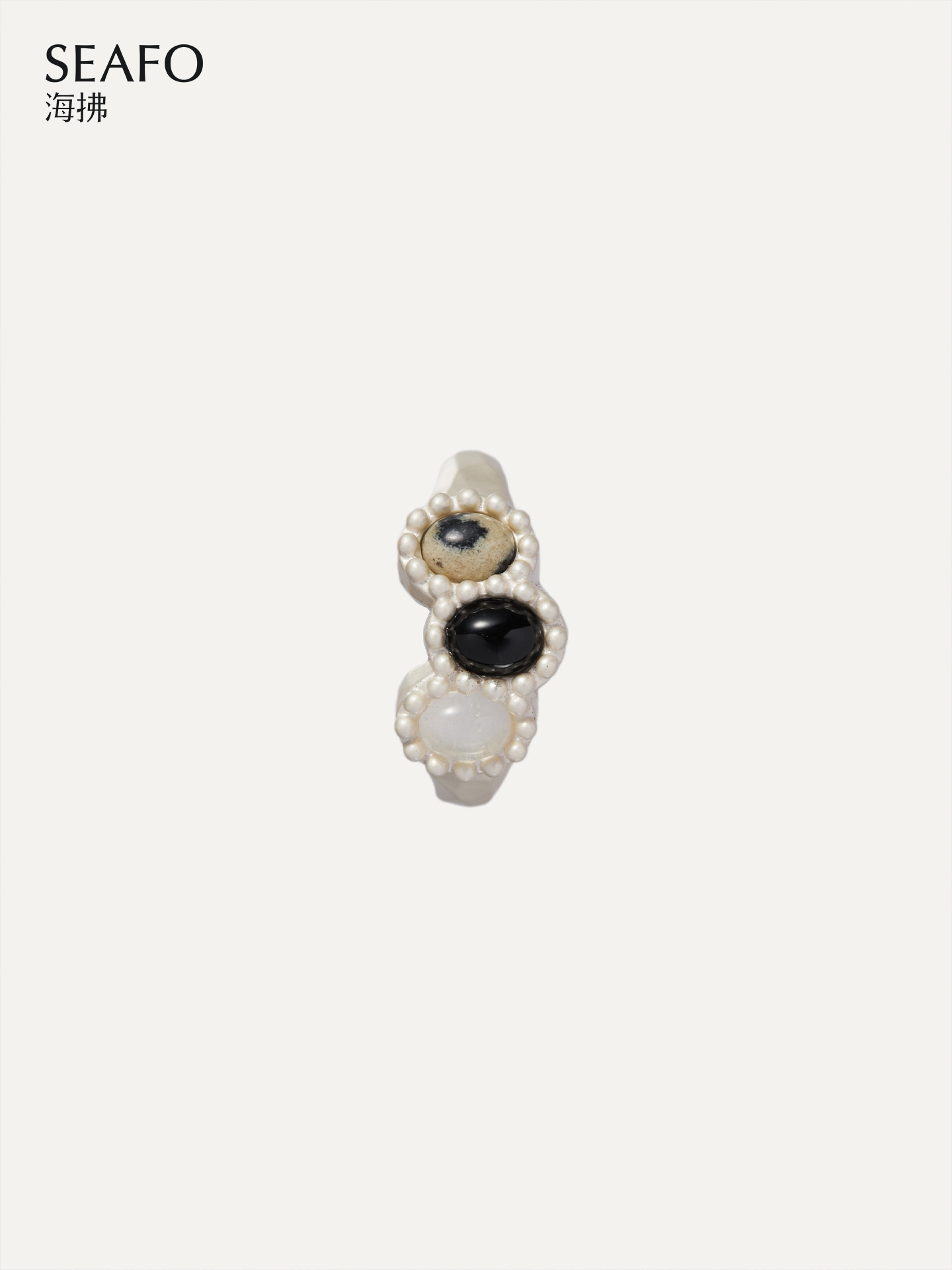 Classic Three-Stone Grandma Ring（Black Agate）