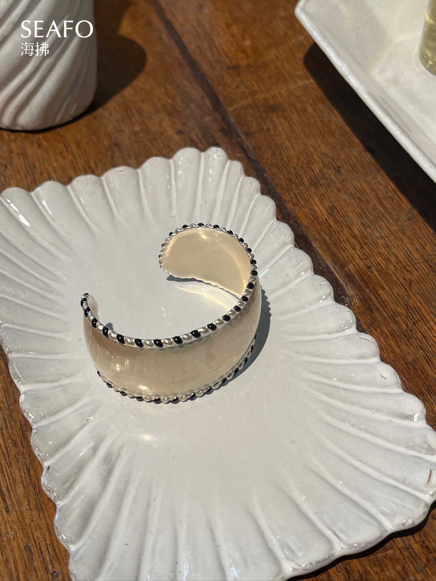 'Lacquer' B&W Bracelet