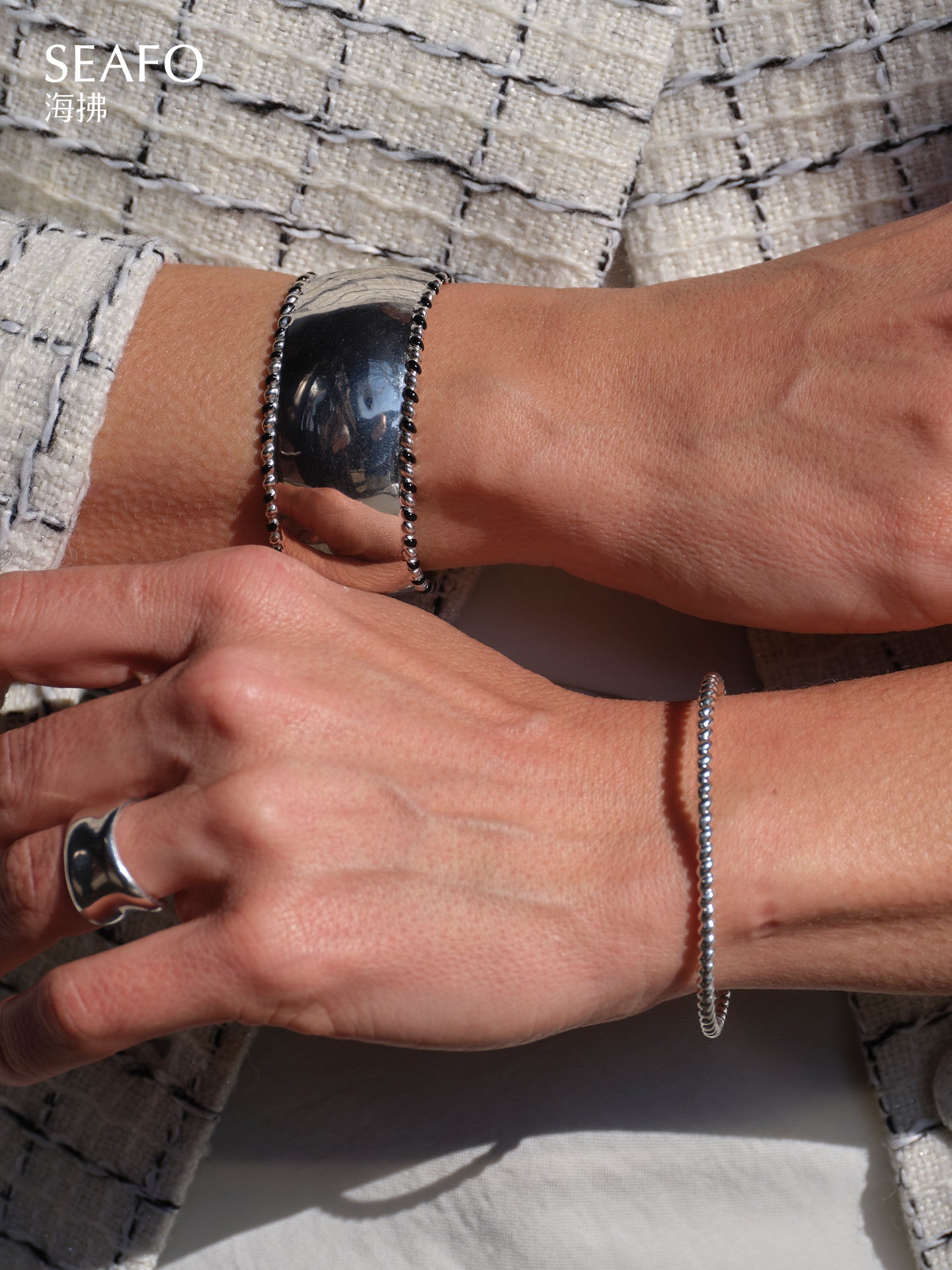 'Lacquer' Minimalist Bracelet