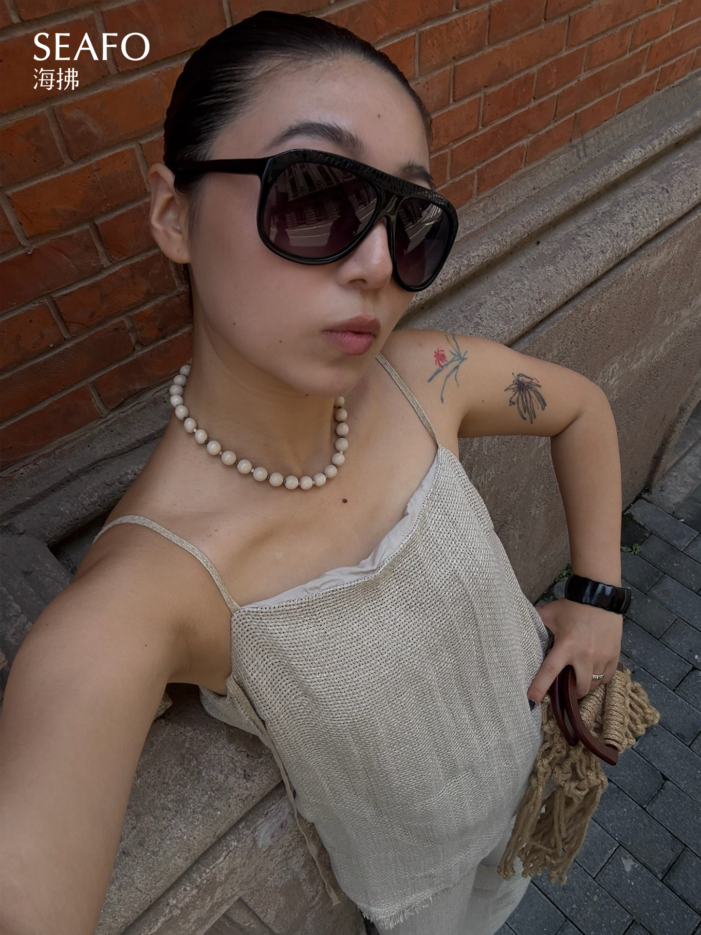 'Knotless' White Stone Necklace