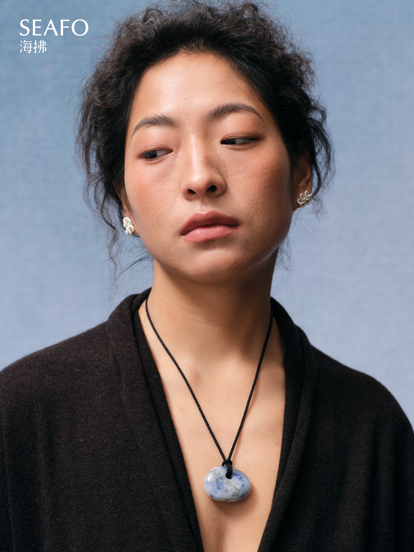 'Knotless' Large Qinghua Stone Necklace